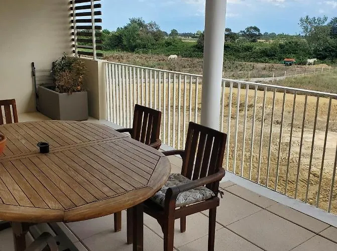 T2 Sur Avec Grande Terrasse شقة *